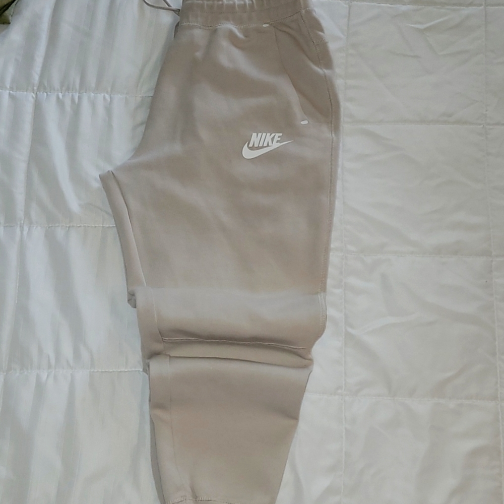 Nike Joggers